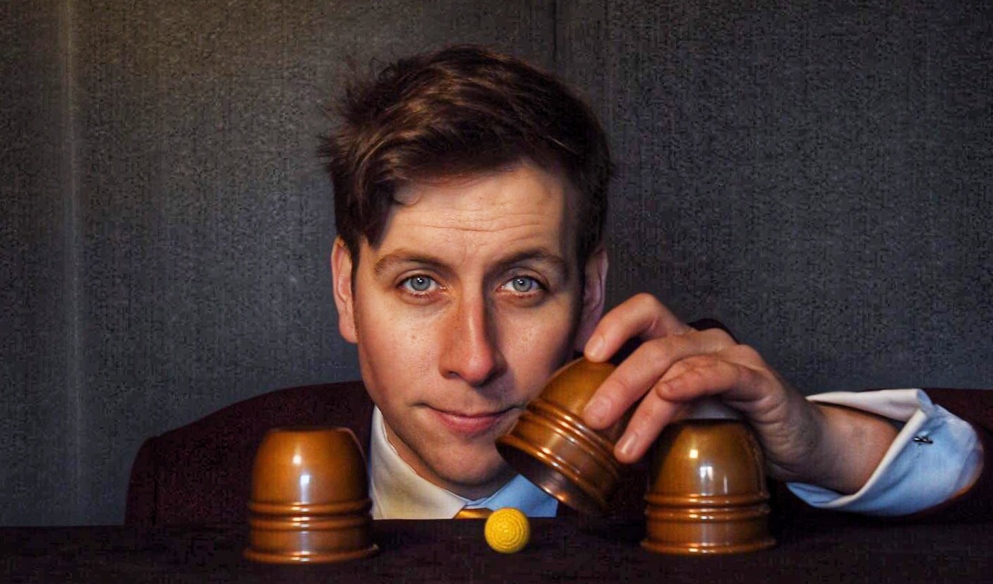 Wilf Keys Corporate Magician